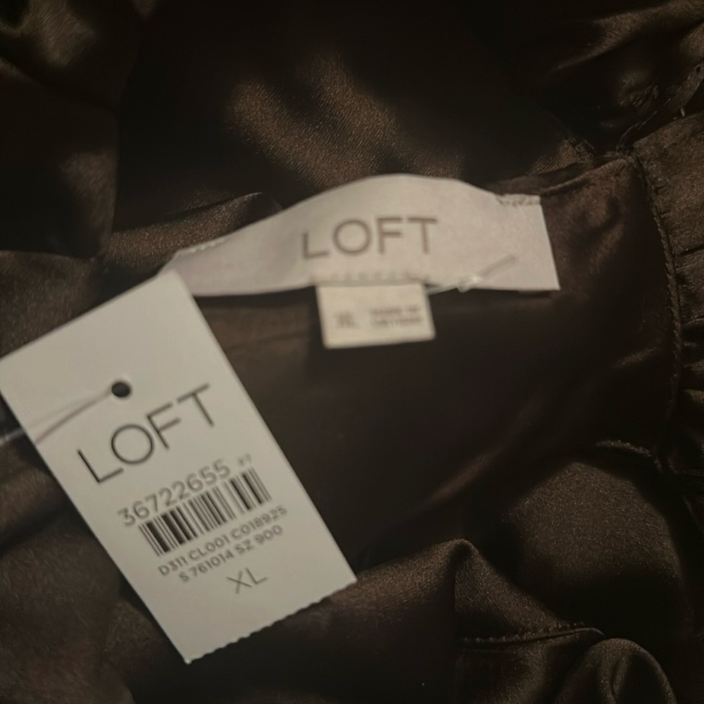 Loft Sleeveless top
